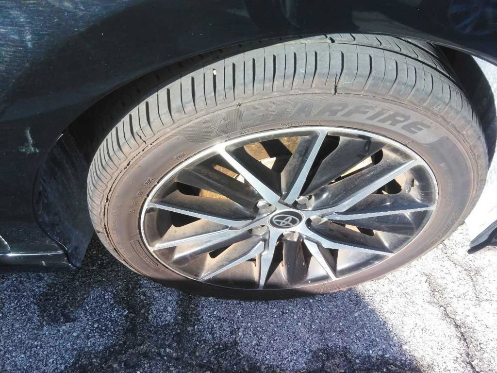 Used 2024 Toyota Camry SE FWD image 9