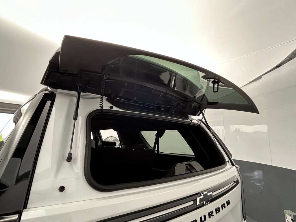 Used 2024 Chevrolet Suburban RST RWD image 39