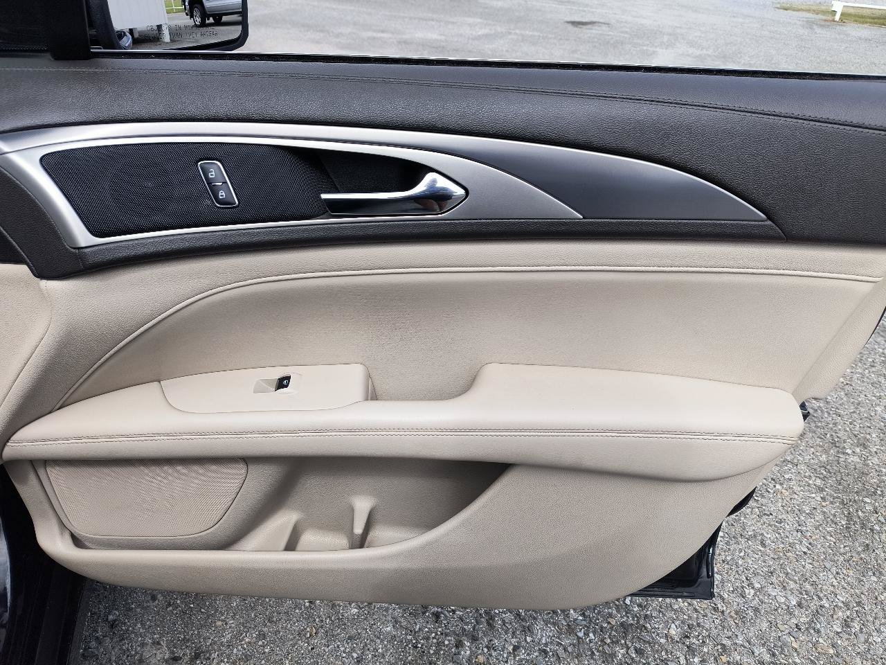 Used 2019 Lincoln MKZ Premiere AWD/4WD image 22