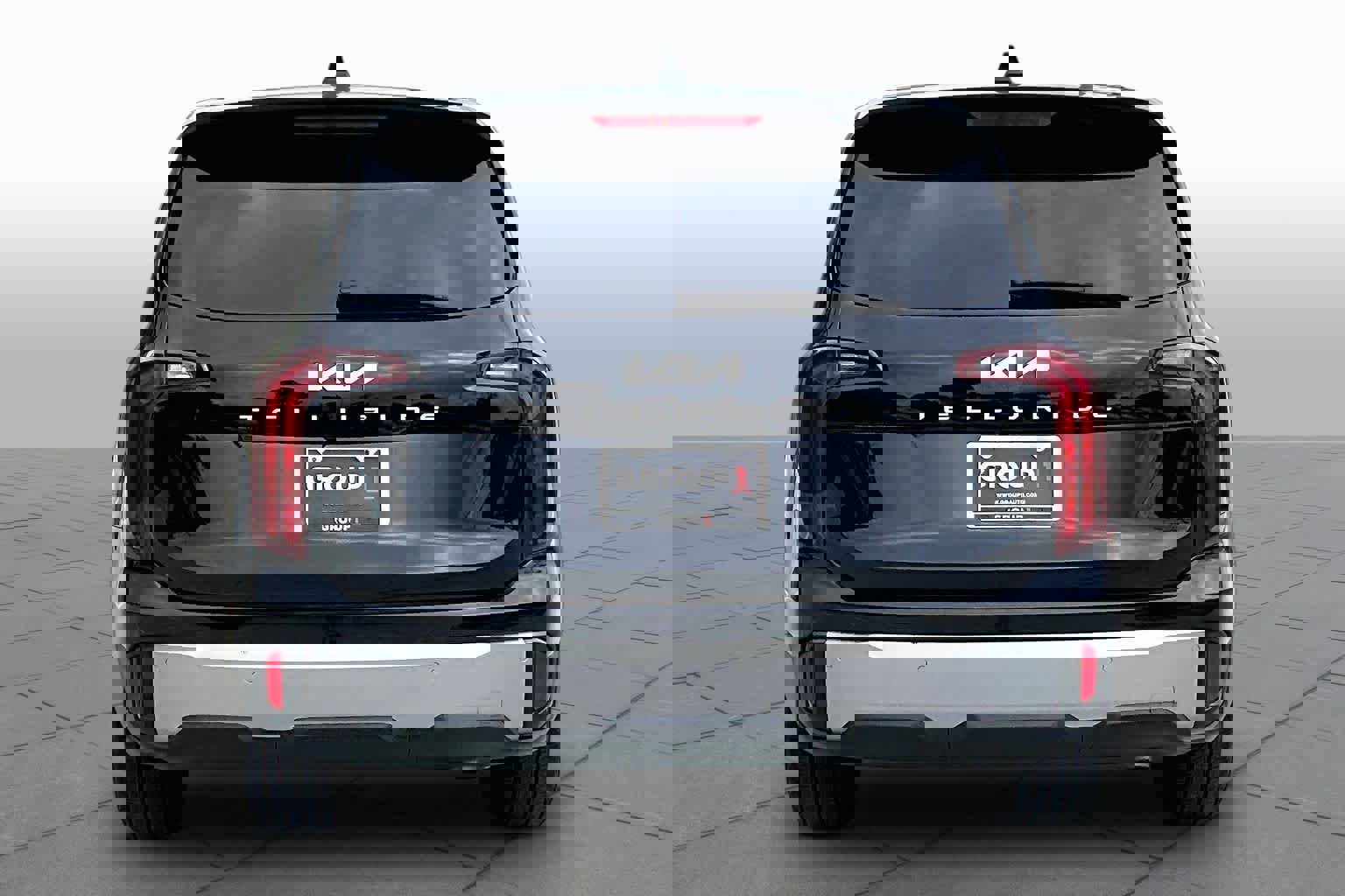 Used 2025 Kia Telluride LX image 5