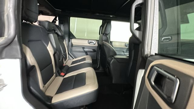 Used 2024 Ford Bronco Wildtrak AWD/4WD image 27