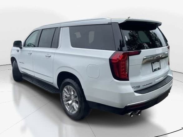 Used 2024 GMC Yukon XL Denali image 6