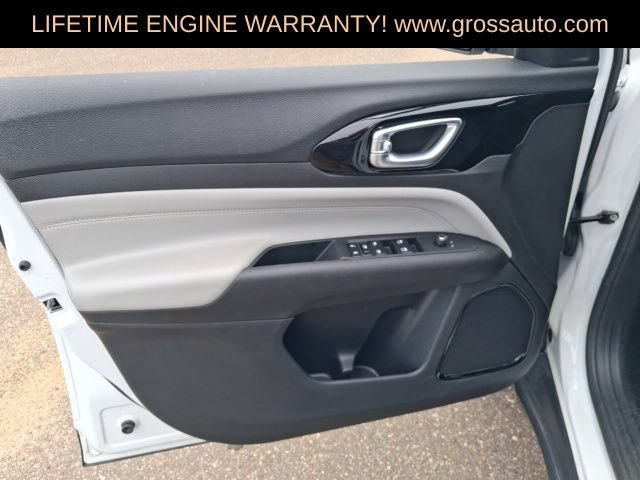 Used 2025 Jeep Compass Limited AWD/4WD image 22