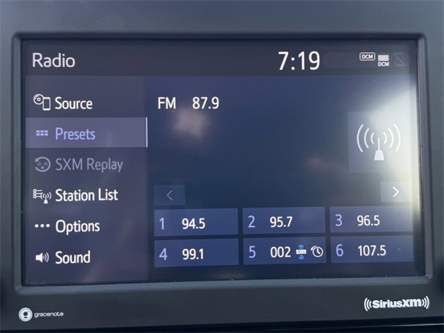 Used 2021 Toyota RAV4 XLE w/ Convenience Package image 16