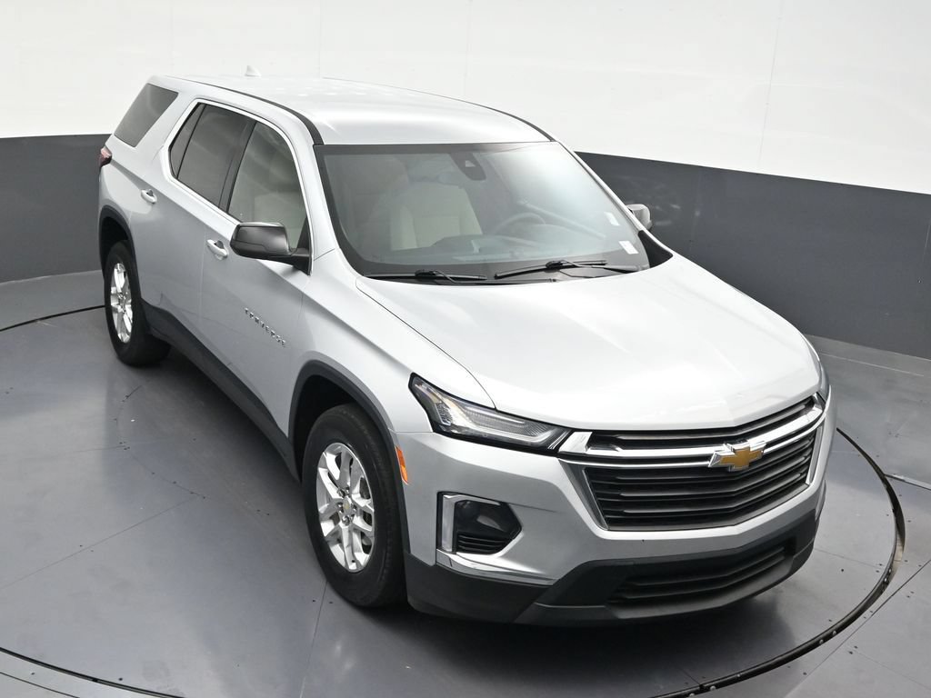 Used 2022 Chevrolet Traverse LS FWD image 28