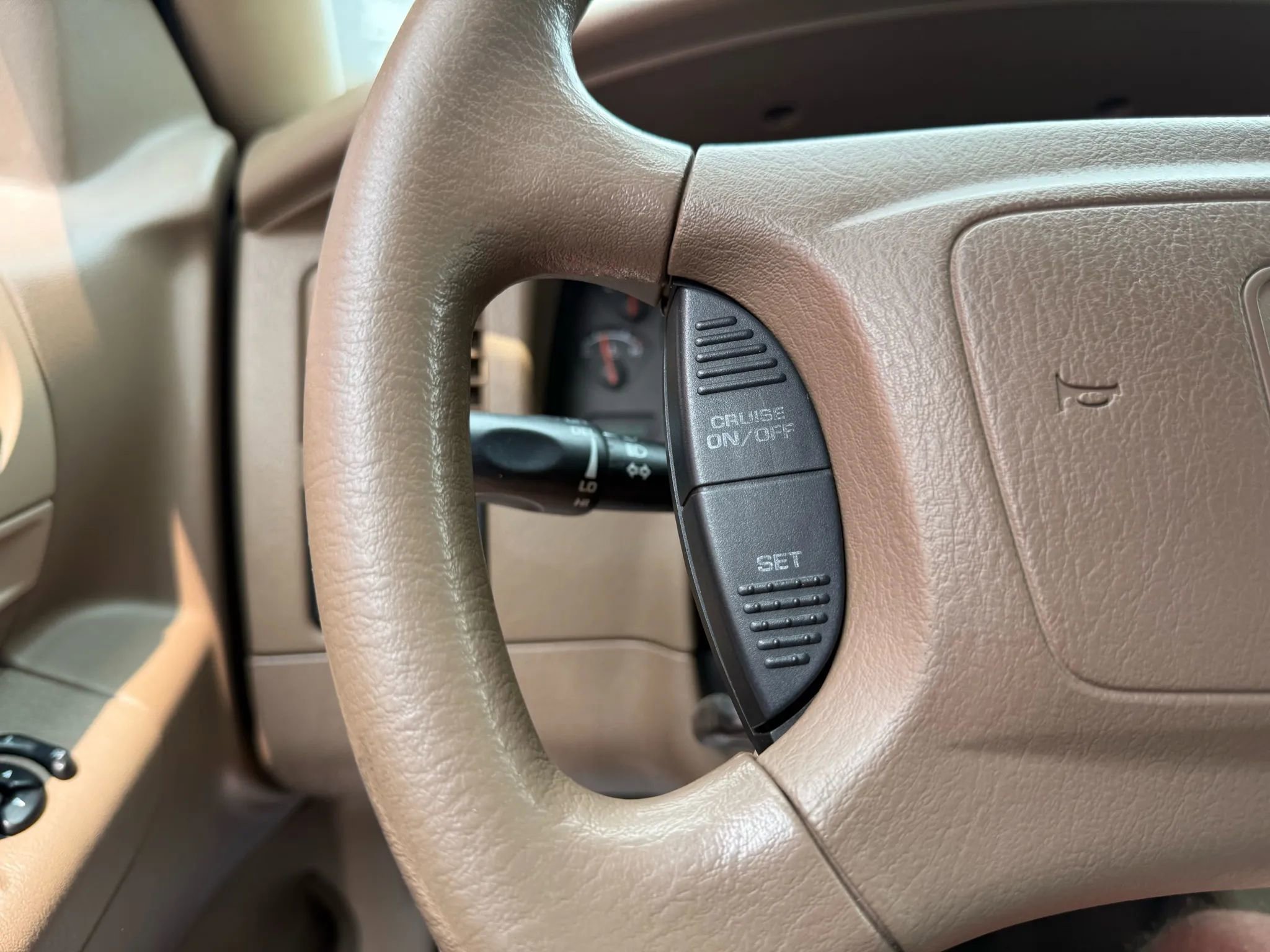 Used 2003 Dodge Durango SLT image 24