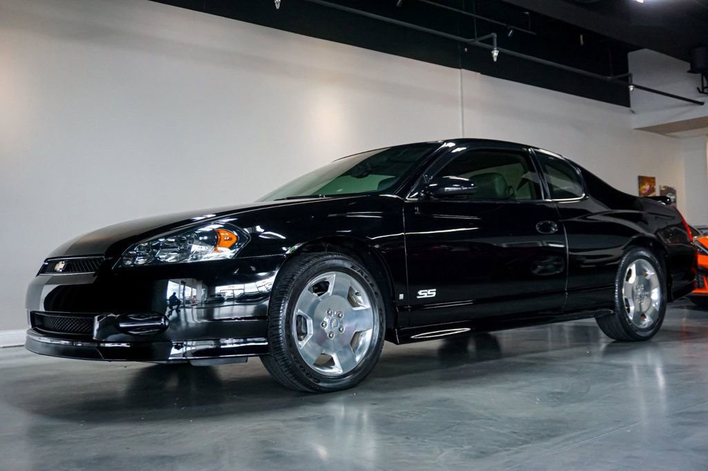Used 2006 Chevrolet Monte Carlo SS w/ Convenience Package FWD image 3
