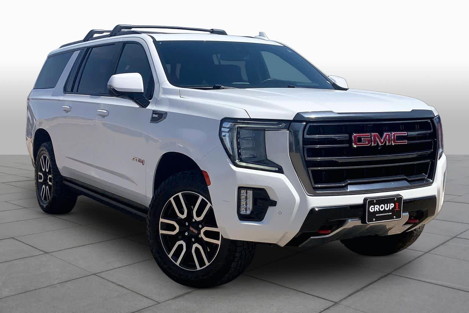 Used 2024 GMC Yukon XL AT4 w/ AT4 Premium Package AWD/4WD image 3
