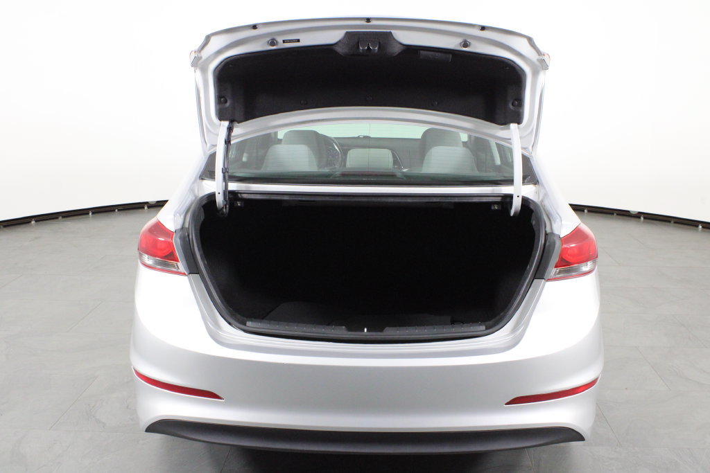 Used 2018 Hyundai Elantra Value Edition FWD image 15