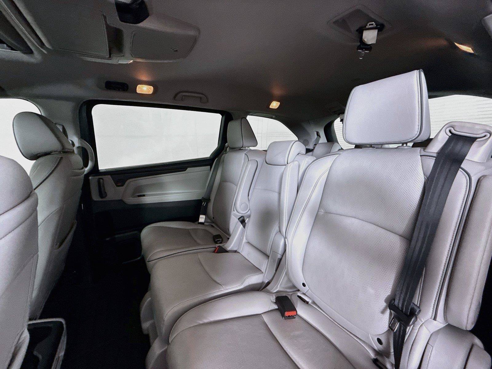 Used 2024 Honda Odyssey Elite image 31