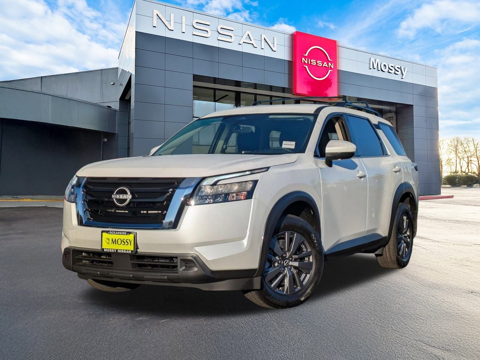 New 2025 Nissan Pathfinder SV