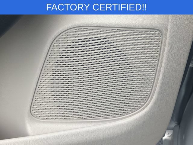 Certified 2024 Chrysler Pacifica Touring-L FWD image 15