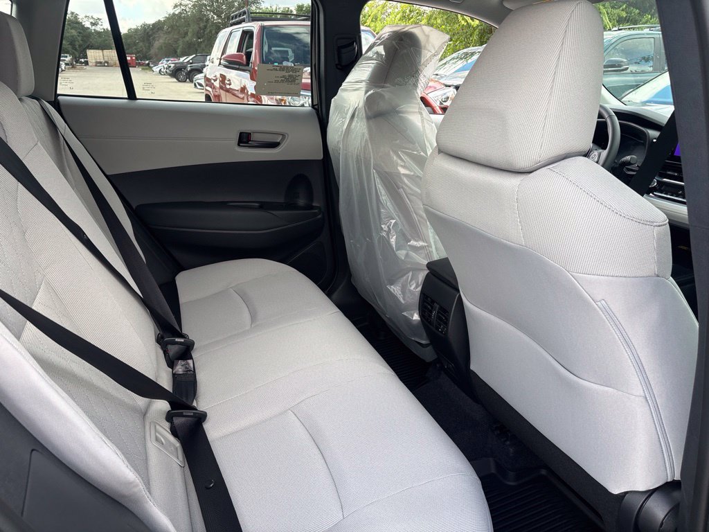 New 2026 Toyota Corolla Cross LE FWD image 9