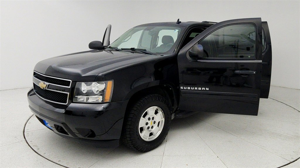 Used 2009 Chevrolet Suburban LS image 10