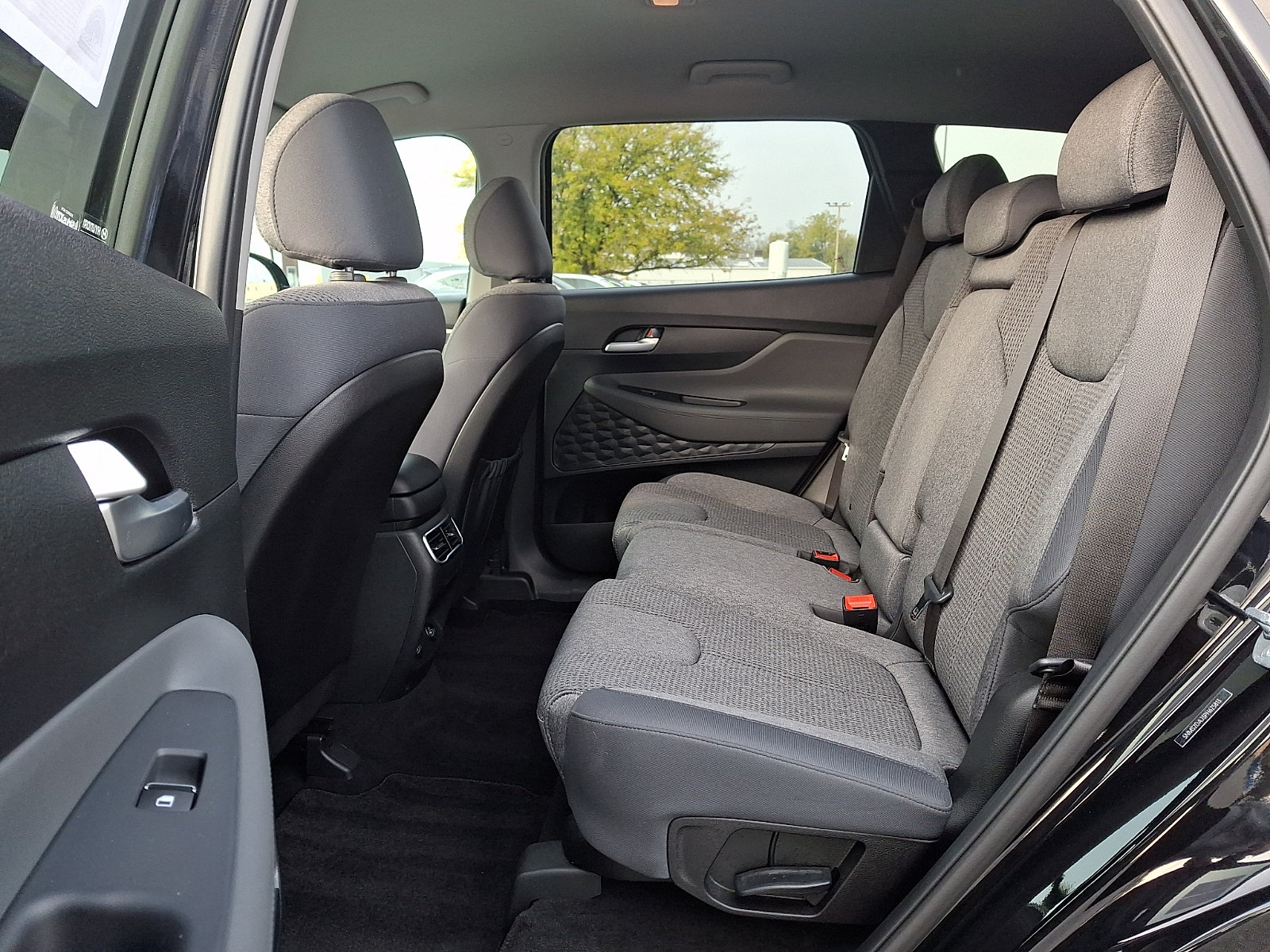 Certified 2023 Hyundai Santa Fe SEL AWD/4WD image 11
