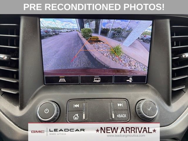 Used 2023 GMC Acadia AT4 w/ Preferred Package AWD/4WD image 30