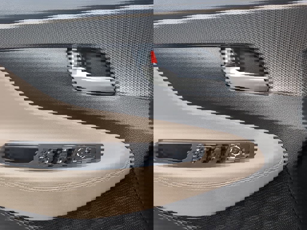 Used 2019 Hyundai Santa Fe SE image 24