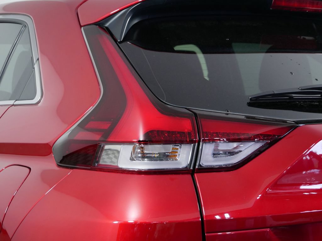 Used 2023 Mitsubishi Eclipse Cross LE AWD/4WD image 12