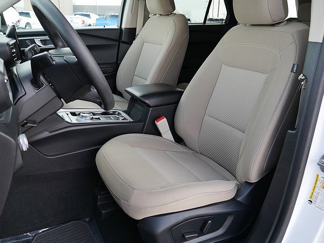 Used 2023 Ford Explorer AWD image 14