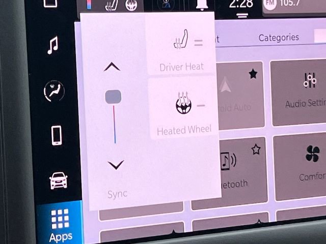 Used 2022 Chrysler Voyager LX FWD image 25