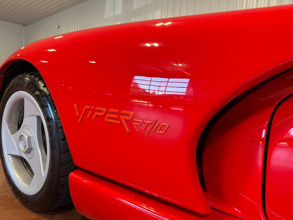 Used 1994 Dodge Viper RT/10 image 21