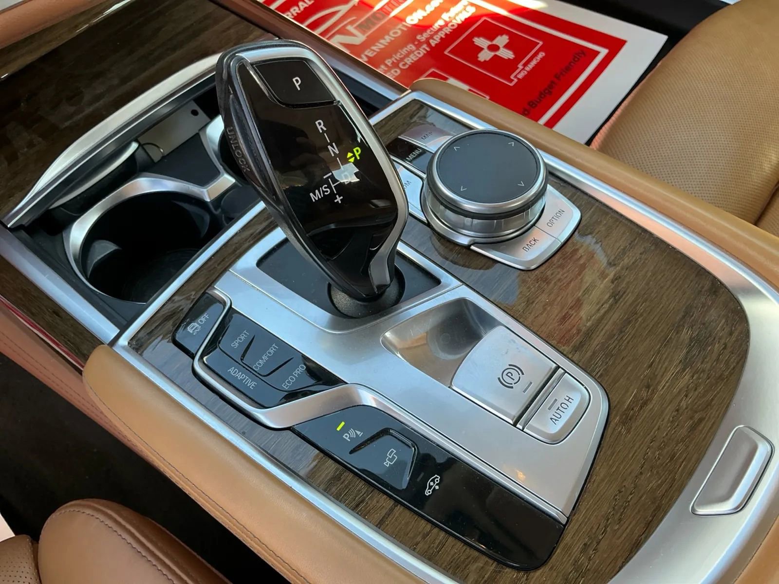 Used 2016 BMW 750i xDrive image 34