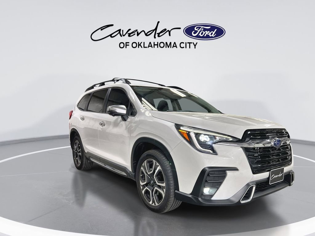 Used 2023 Subaru Ascent Touring AWD/4WD image 2