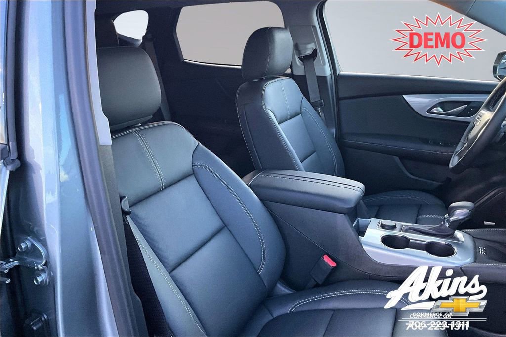 New 2026 Chevrolet Blazer LT w/ Sound & Technology Package FWD image 16