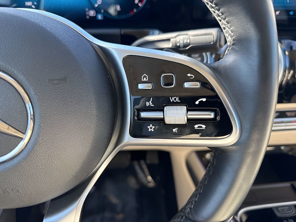 Used 2022 Mercedes-Benz GLA 250 4MATIC w/ Premium Package Lite image 15