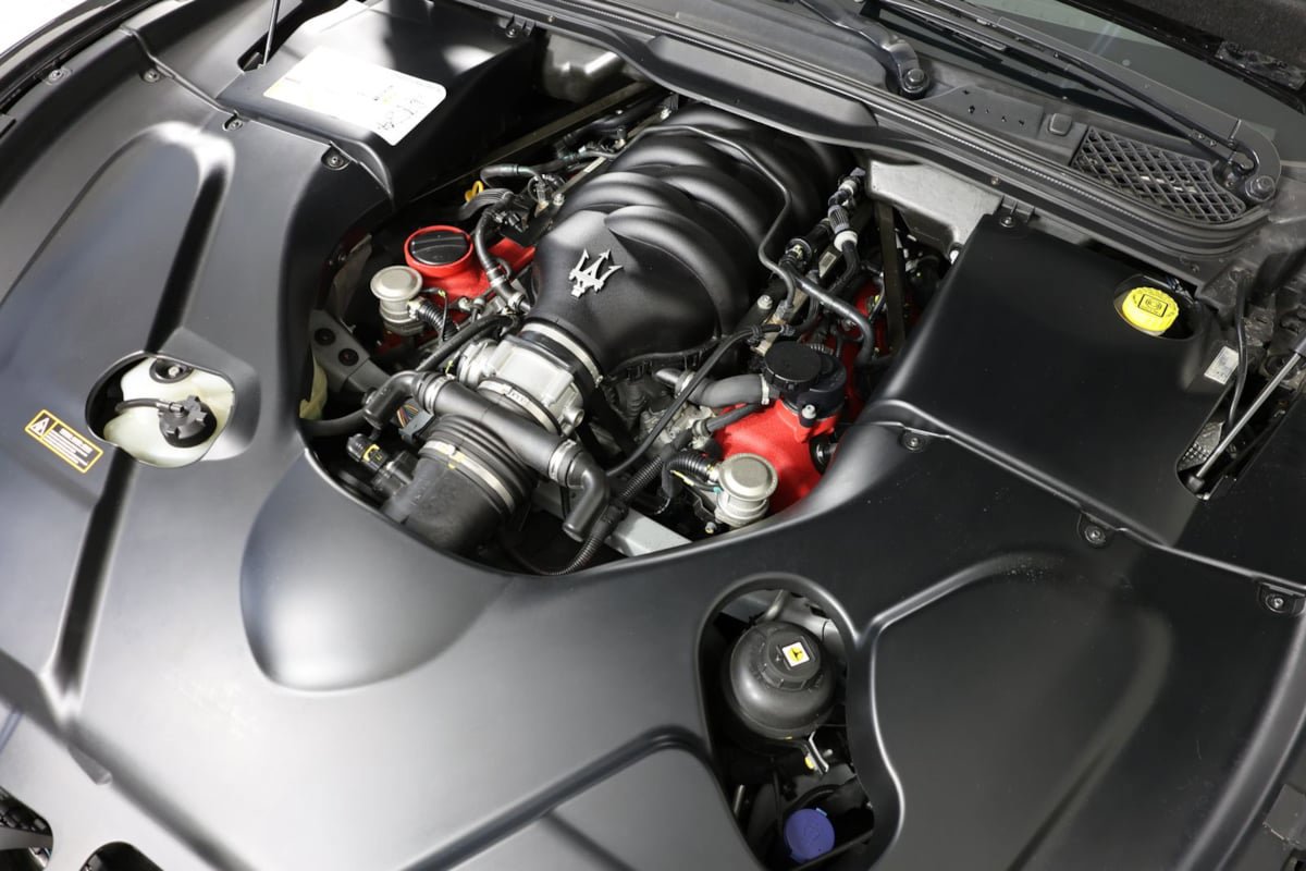 Used 2017 Maserati GranTurismo Convertible RWD image 34