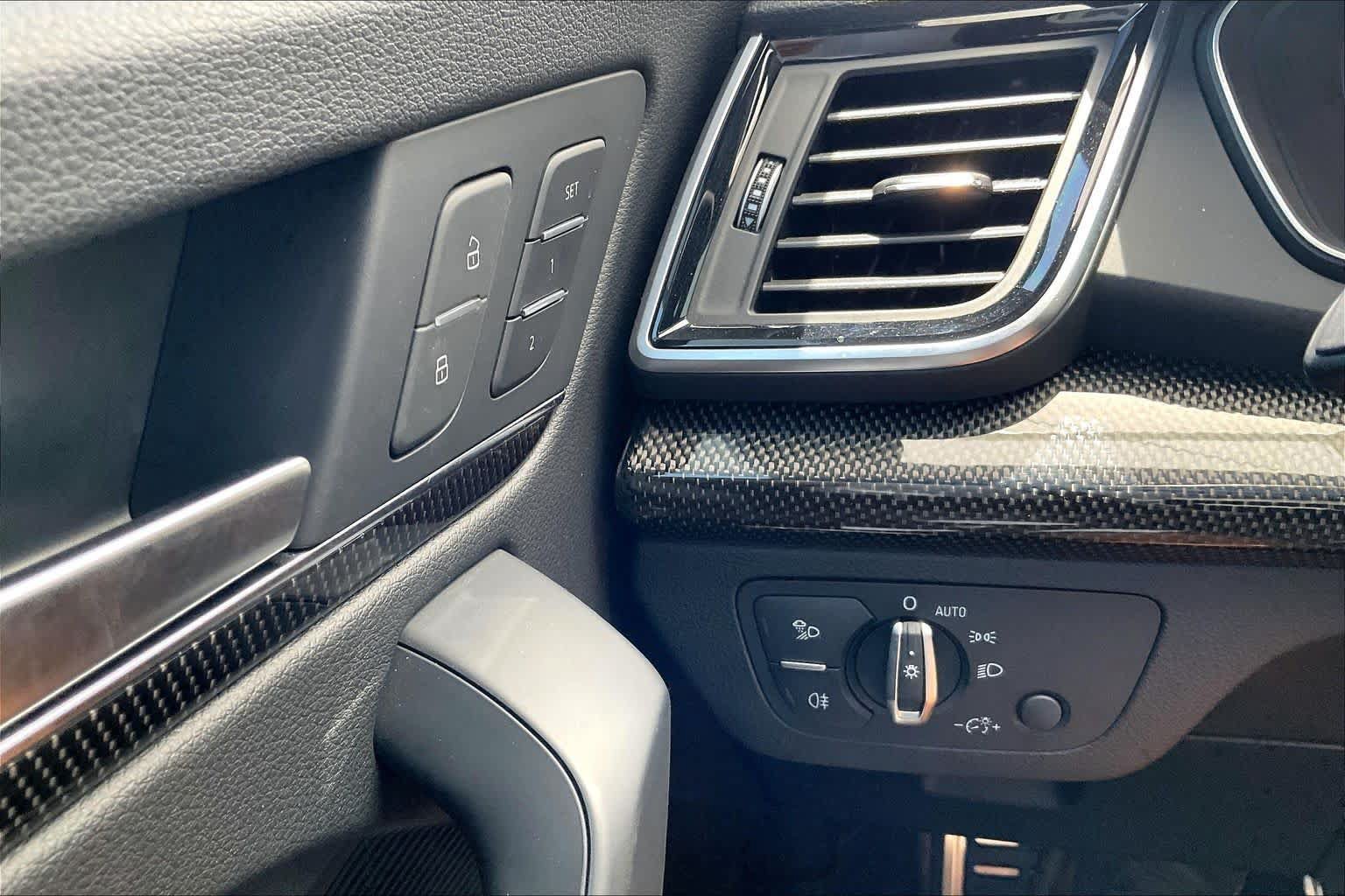 Used 2023 Audi SQ5 Premium Plus w/ Premium Plus Package AWD/4WD image 33