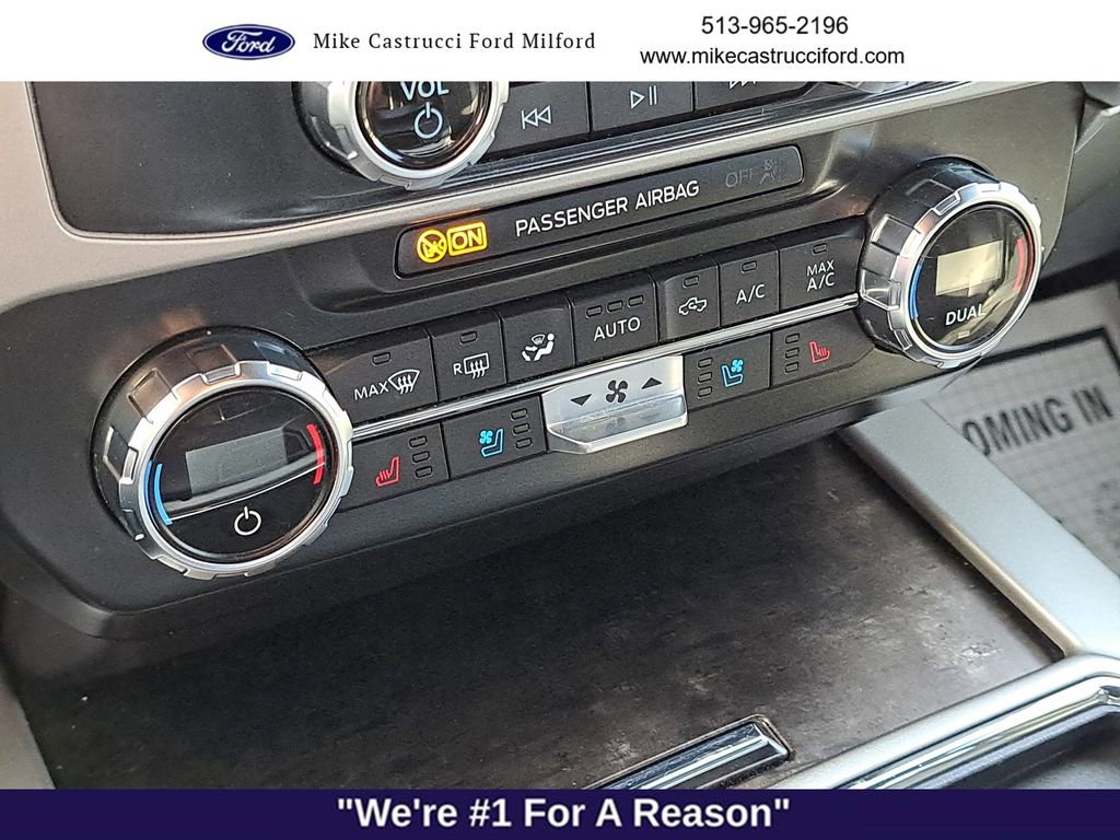 Used 2022 Ford F250 Lariat w/ Black Appearance Package image 15