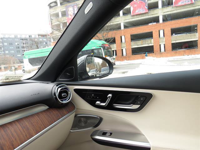 Used 2025 Mercedes-Benz C 300 4MATIC Sedan image 16