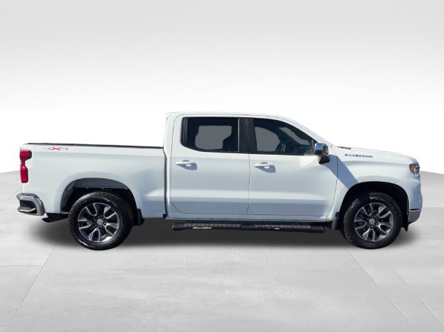 Certified 2024 Chevrolet Silverado 1500 LT AWD/4WD image 7
