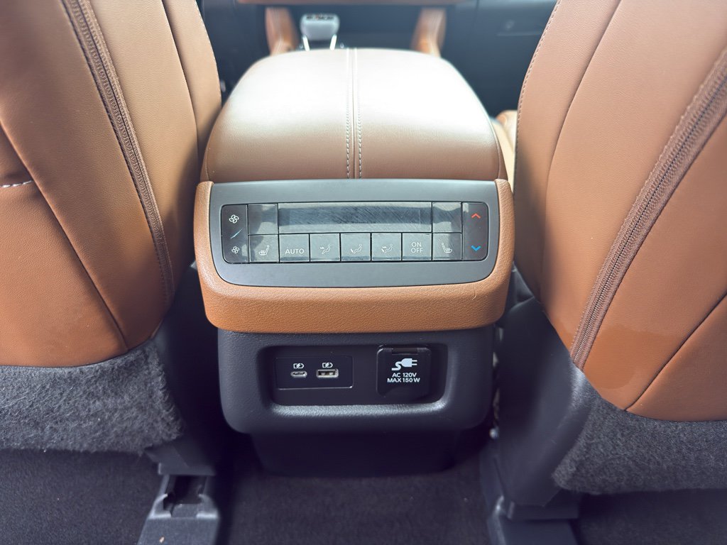 Certified 2024 Nissan Pathfinder Platinum w/ Cargo Package image 32