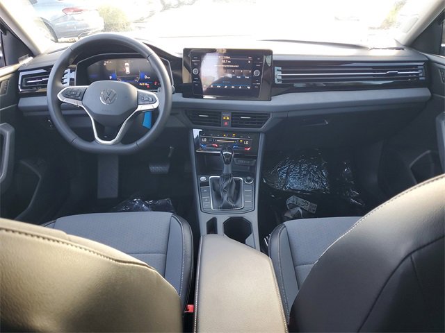 New 2025 Volkswagen Jetta SE image 11