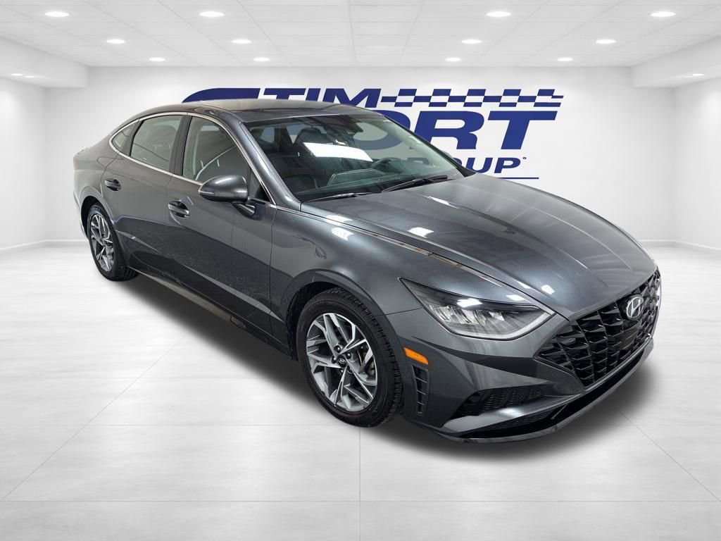 Used 2023 Hyundai Sonata SEL w/ Cargo Package image 3