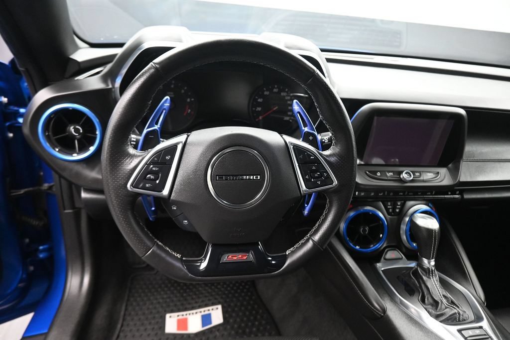 Used 2018 Chevrolet Camaro SS RWD image 16