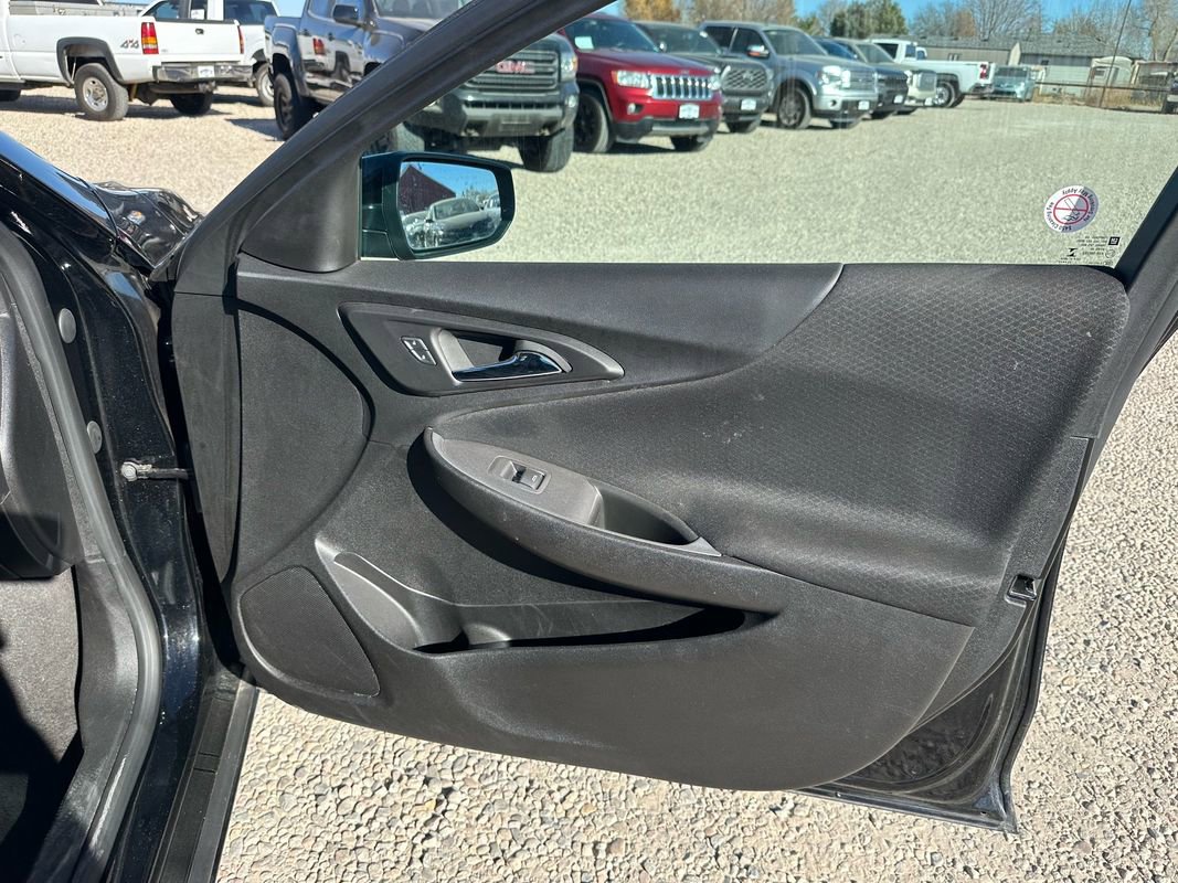 Used 2024 Chevrolet Malibu LT image 13