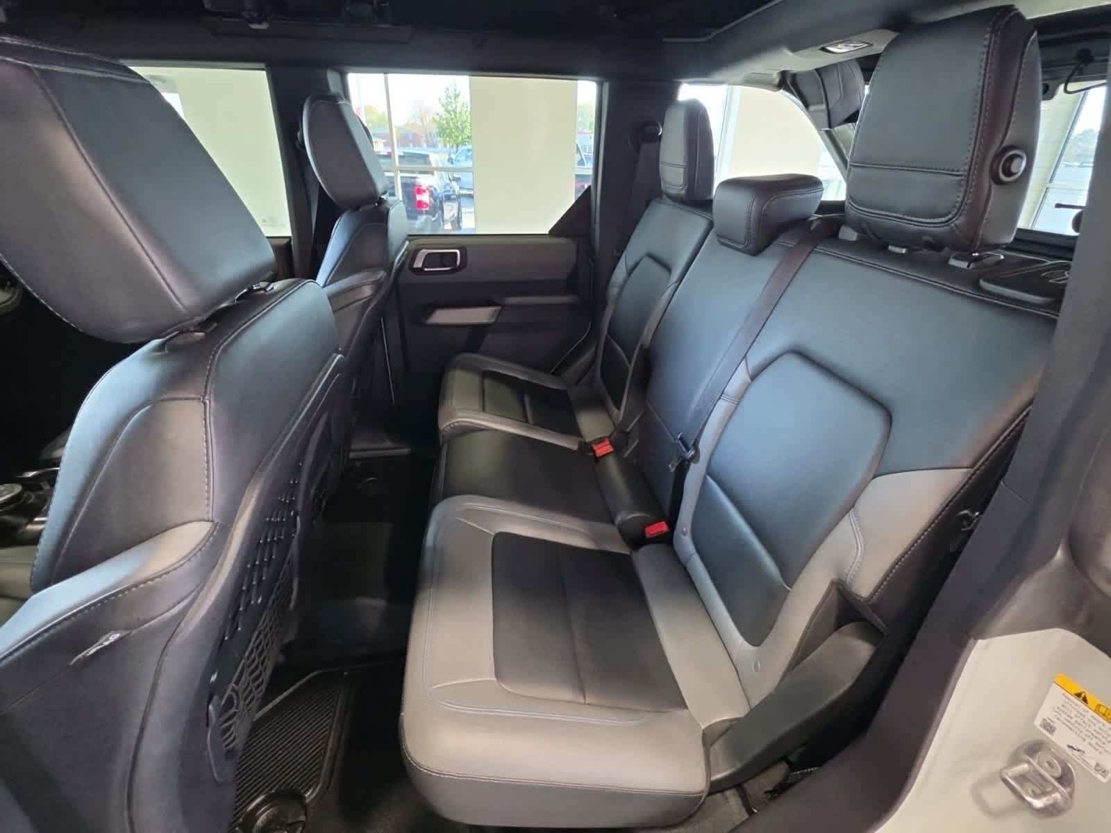 Used 2022 Ford Bronco Black Diamond w/ Sasquatch Package AWD/4WD image 36