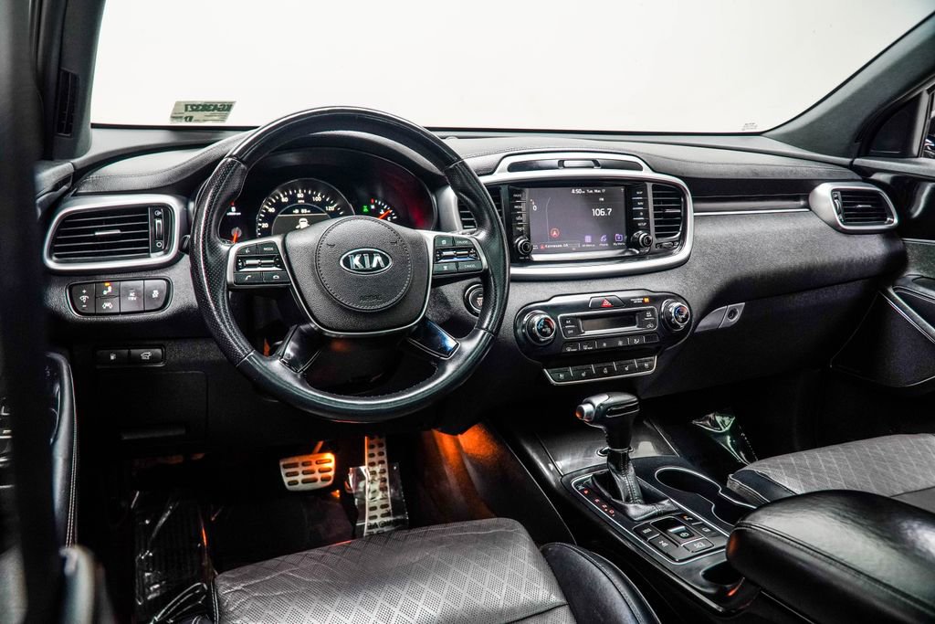 Used 2019 Kia Sorento SX image 15