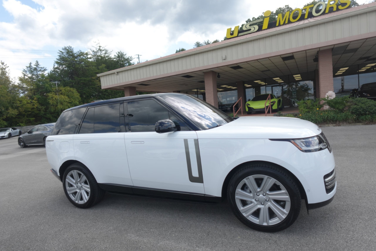 Used 2023 Land Rover Range Rover SE image 28