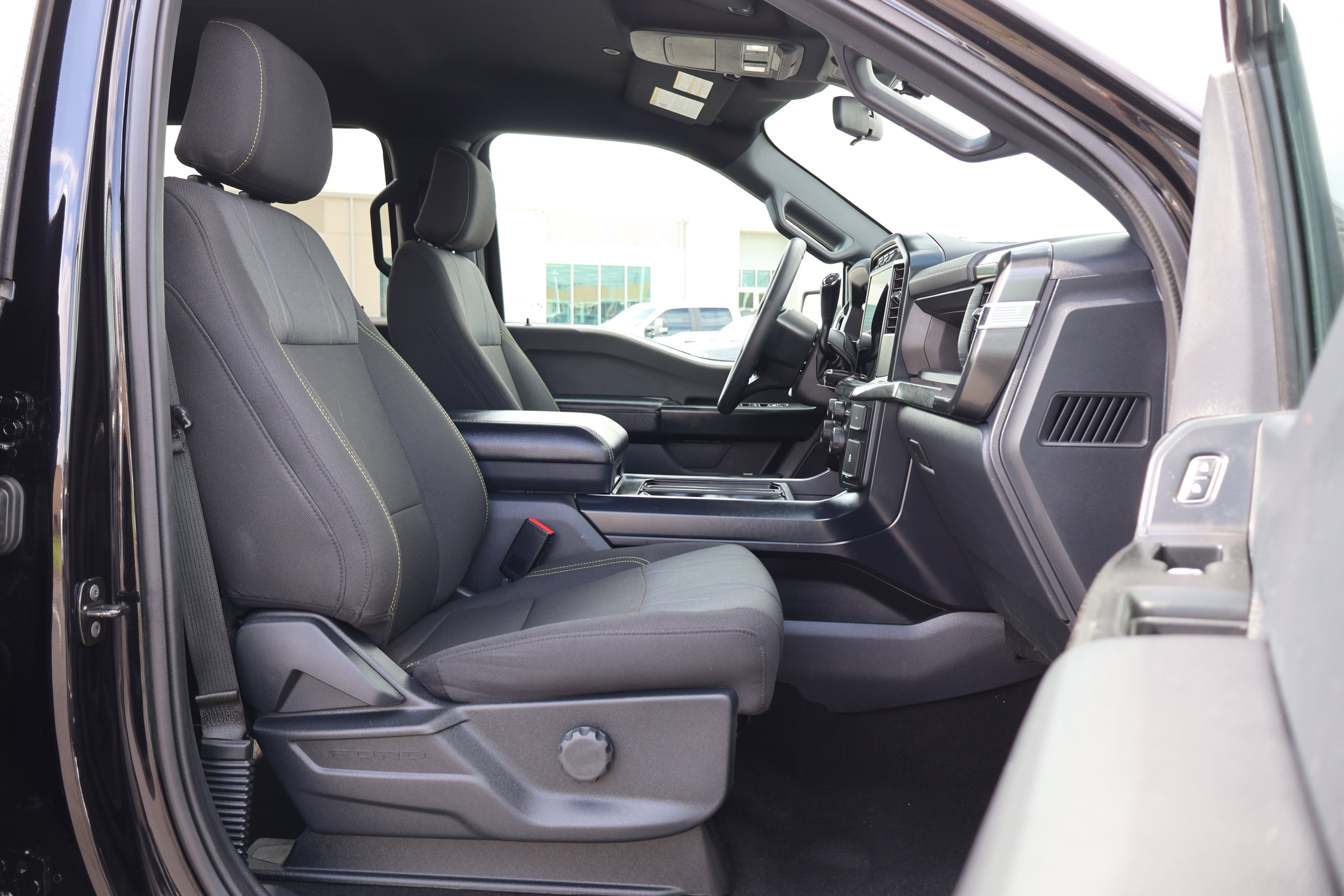 Used 2024 Ford F150 STX image 33