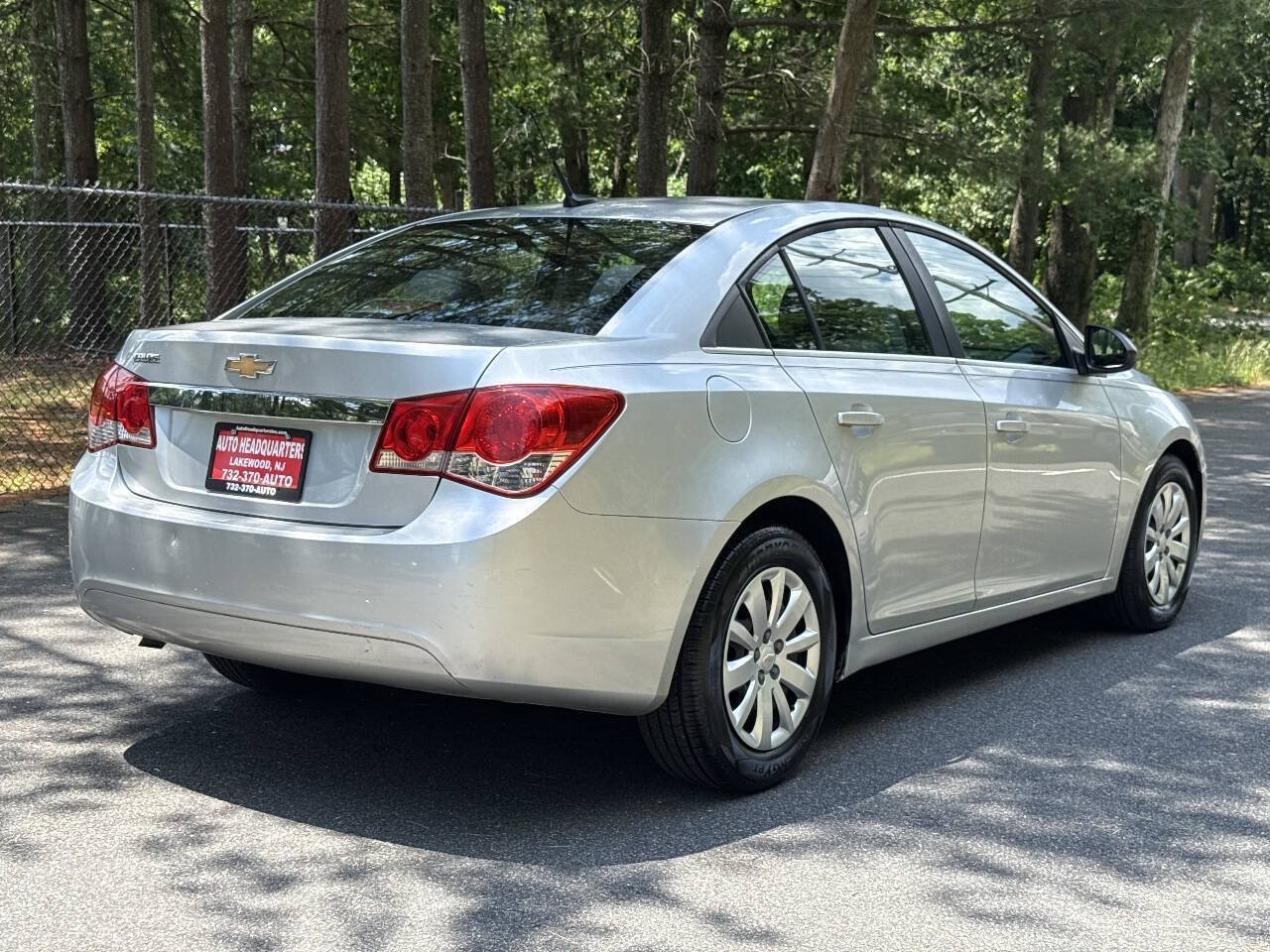 Used 2011 Chevrolet Cruze LS FWD image 5