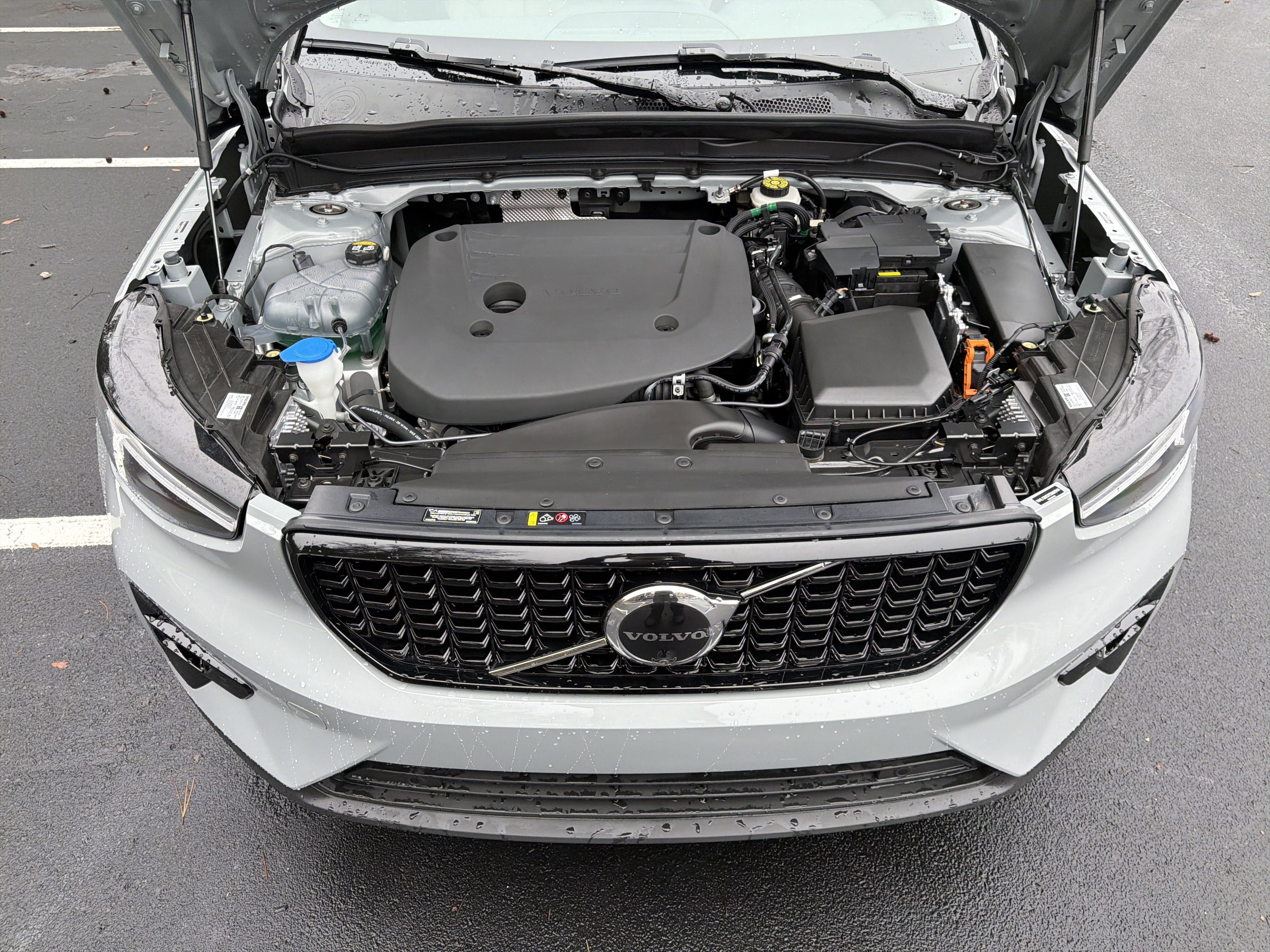 Used 2026 Volvo XC40 B5 Plus w/ Protection Package Premier image 36