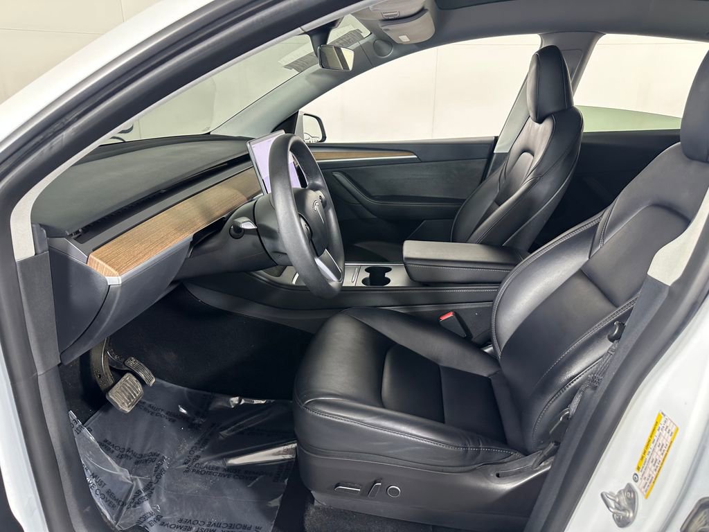 Used 2023 Tesla Model Y Long Range AWD/4WD image 18