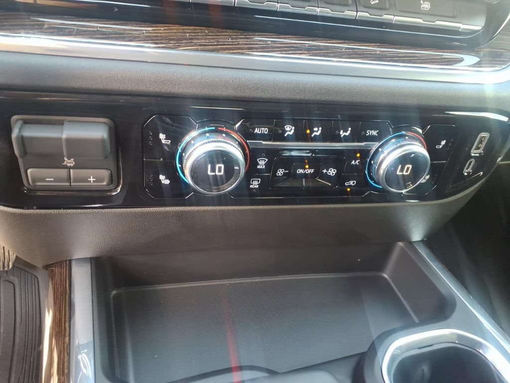 Used 2024 GMC Sierra 1500 Elevation w/ Elevation Premium Package AWD/4WD image 29