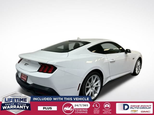 Used 2024 Ford Mustang GT Premium image 3