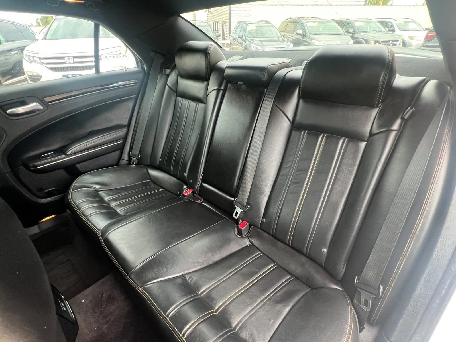 Used 2017 Chrysler 300 S w/ 300S Premium Group RWD image 28