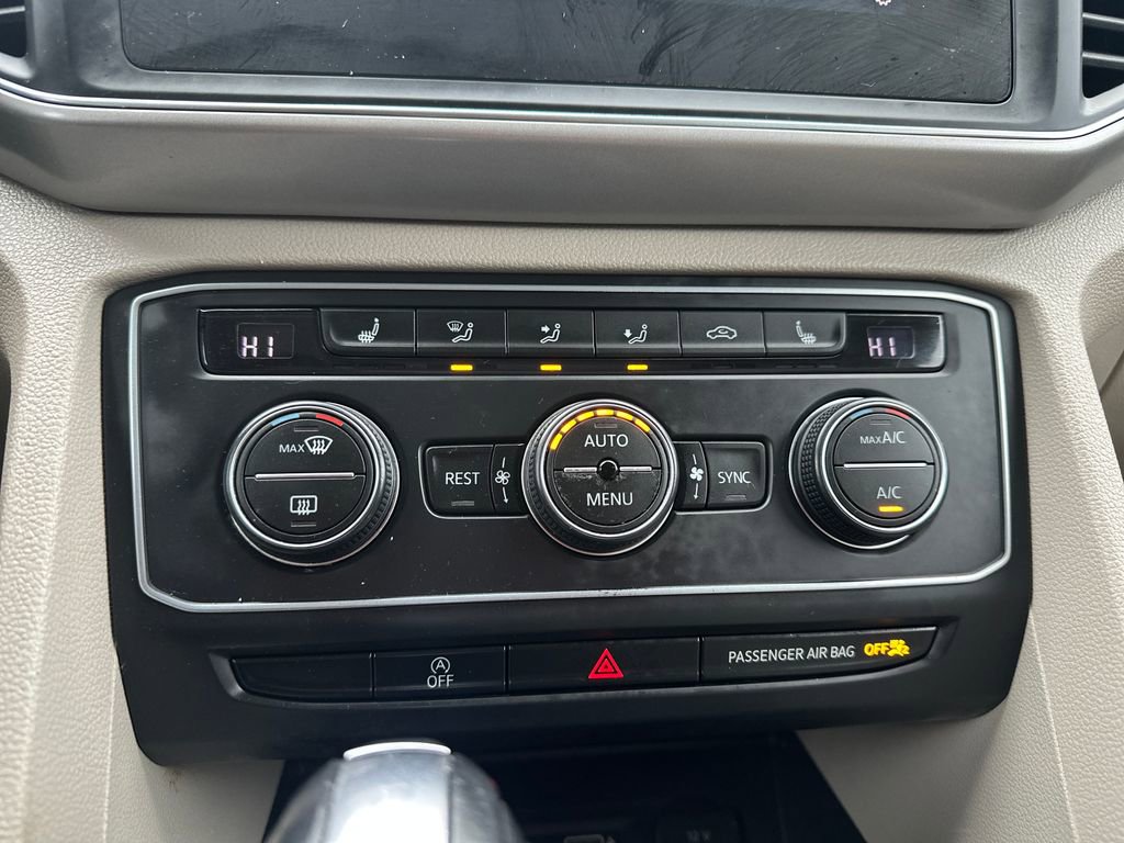 Used 2019 Volkswagen Atlas SE w/ Panoramic Sunroof Package image 11